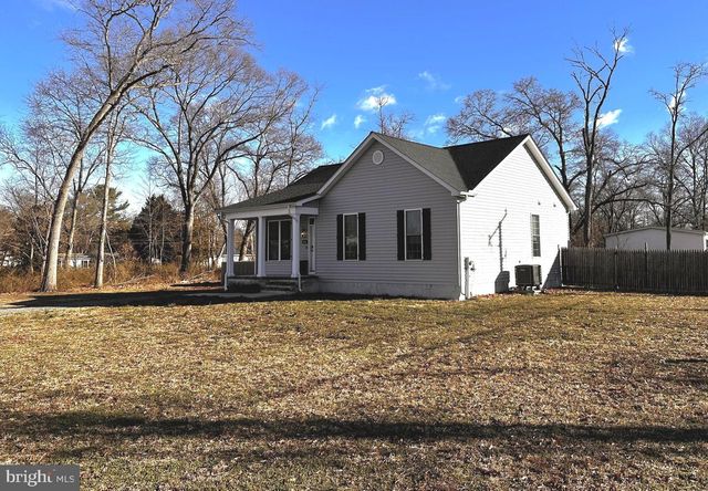 102 PINE ST, Crumpton, MD 21628