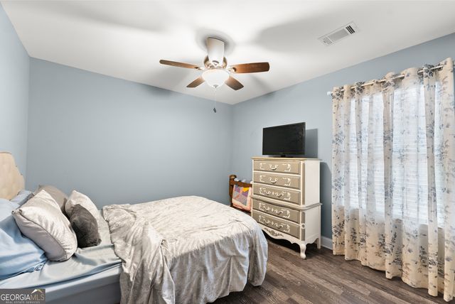 5612 Deerberry Lane, Gillsville, GA 30543