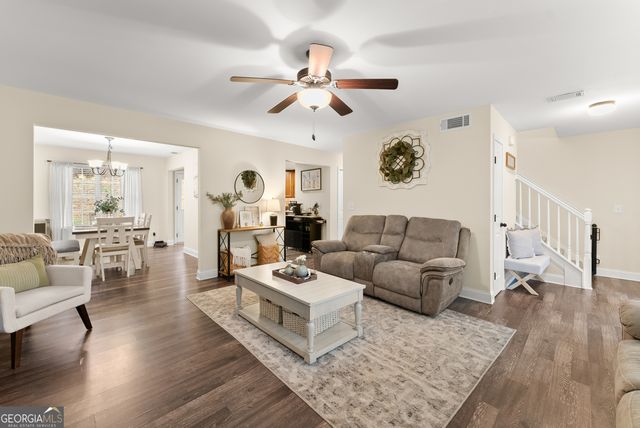 5612 Deerberry Lane, Gillsville, GA 30543