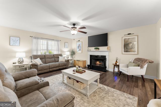 5612 Deerberry Lane, Gillsville, GA 30543