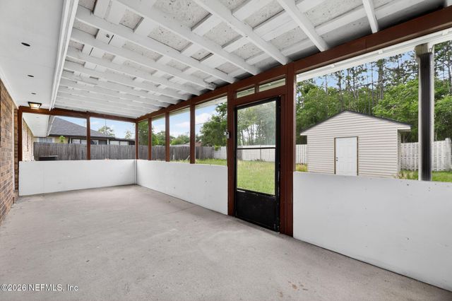 3916 HUNTERS LAKE Circle W, Jacksonville, FL 32210