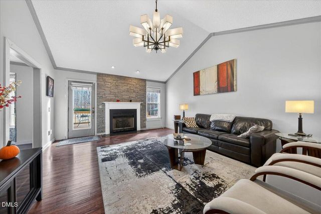 105 Hinton Court, Clayton, NC 27527