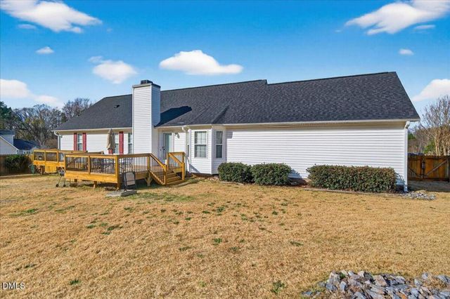 105 Hinton Court, Clayton, NC 27527