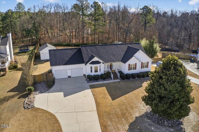 105 Hinton Court, Clayton, NC 27527