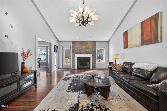 105 Hinton Court, Clayton, NC 27527