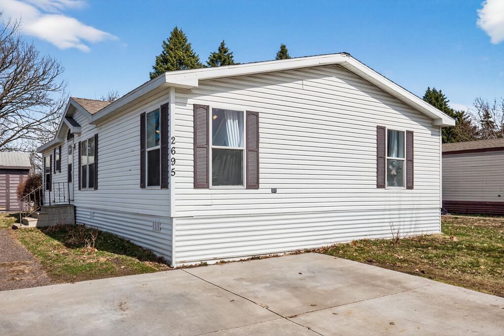 2695 Alissa Lane, Maplewood, MN 55119 — exterior
