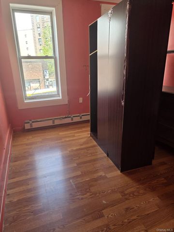4014 Greenpoint Avenue, Sunnyside, NY 11104