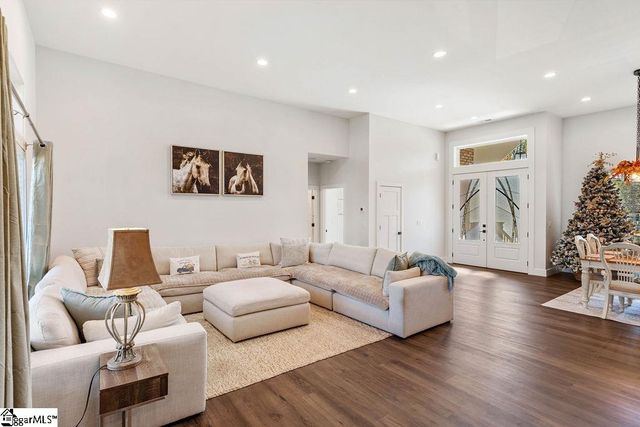 338 Jordan Creek Road, Inman, SC 29349