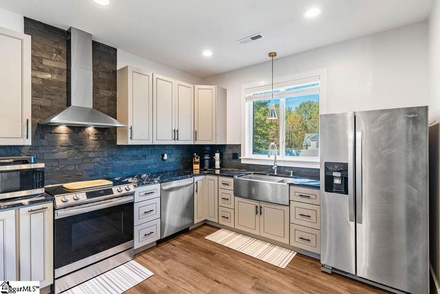 338 Jordan Creek Road, Inman, SC 29349