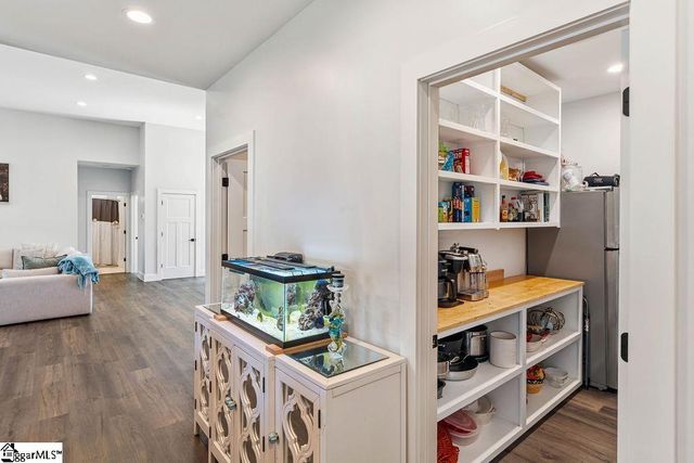 338 Jordan Creek Road, Inman, SC 29349