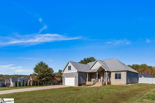 338 Jordan Creek Road, Inman, SC 29349