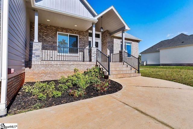 338 Jordan Creek Road, Inman, SC 29349