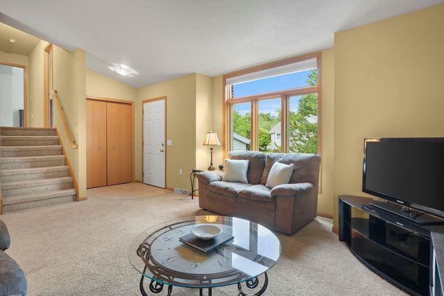 6449 TONKINESE Trail, Madison, WI 53719