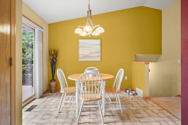 6449 TONKINESE Trail, Madison, WI 53719