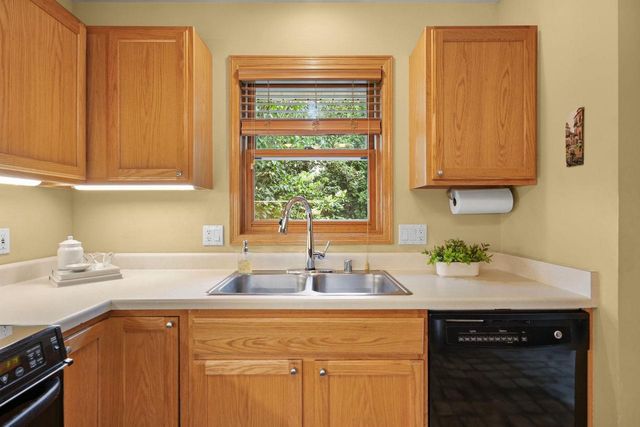 6449 TONKINESE Trail, Madison, WI 53719