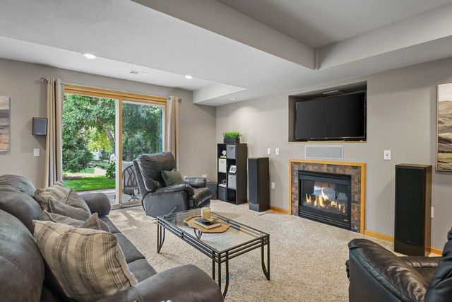 6449 TONKINESE Trail, Madison, WI 53719