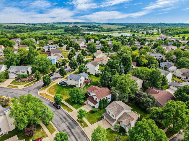 6449 TONKINESE Trail, Madison, WI 53719