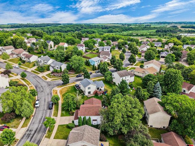6449 TONKINESE Trail, Madison, WI 53719