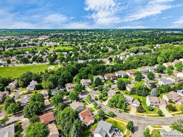 6449 TONKINESE Trail, Madison, WI 53719