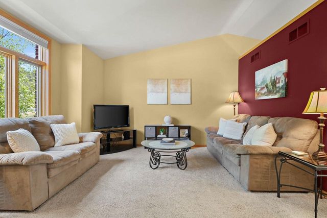 6449 TONKINESE Trail, Madison, WI 53719
