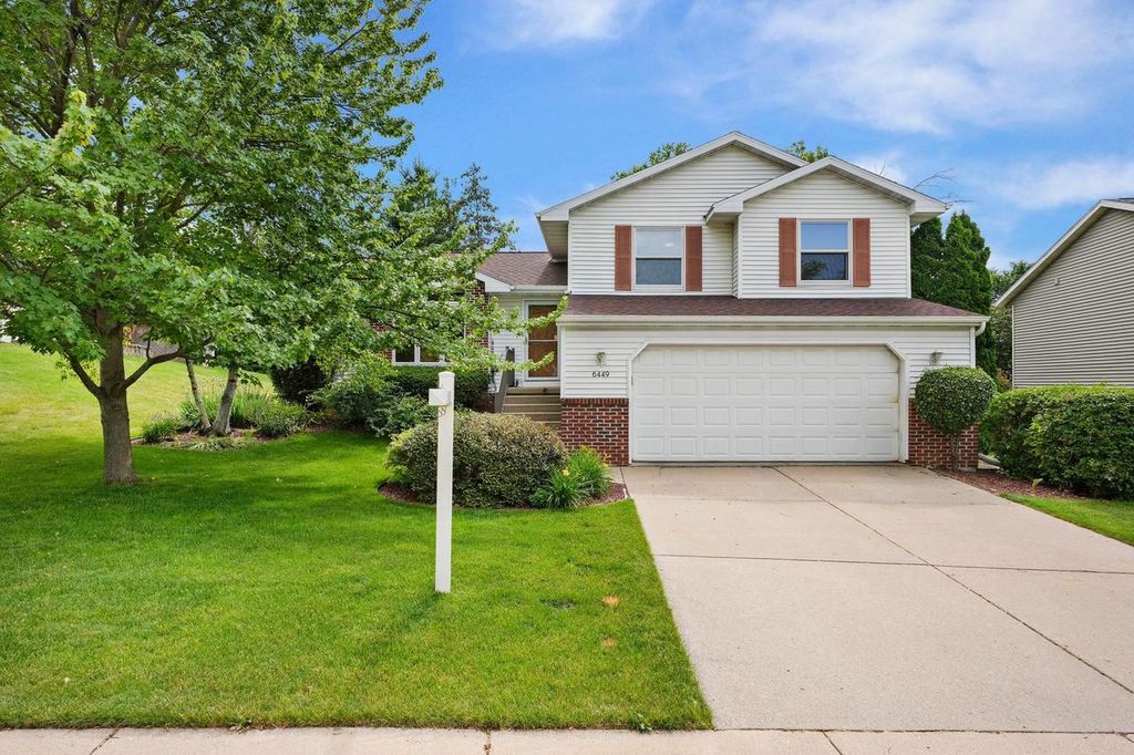 6449 TONKINESE Trail, Madison, WI 53719