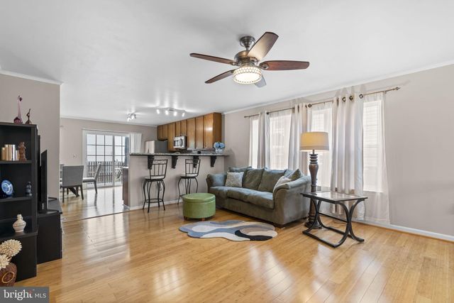 8057 MAYER AVE, Pasadena, MD 21122