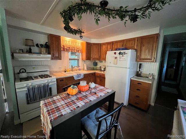 5767 Main Street, Lexington, MI 48450