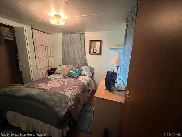 5767 Main Street, Lexington, MI 48450