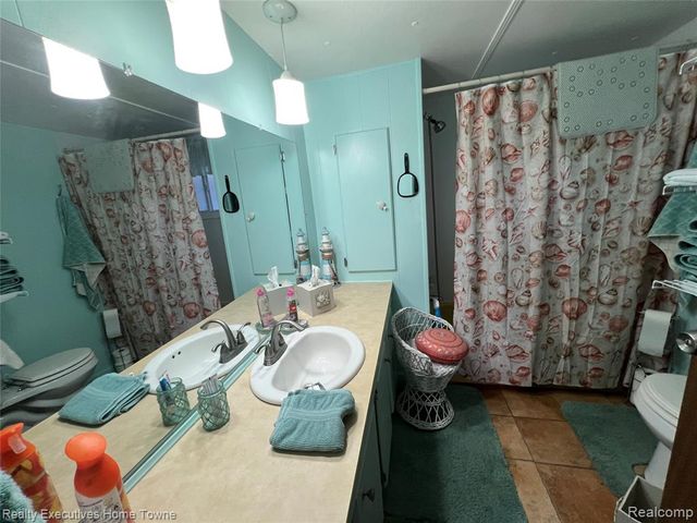 5767 Main Street, Lexington, MI 48450