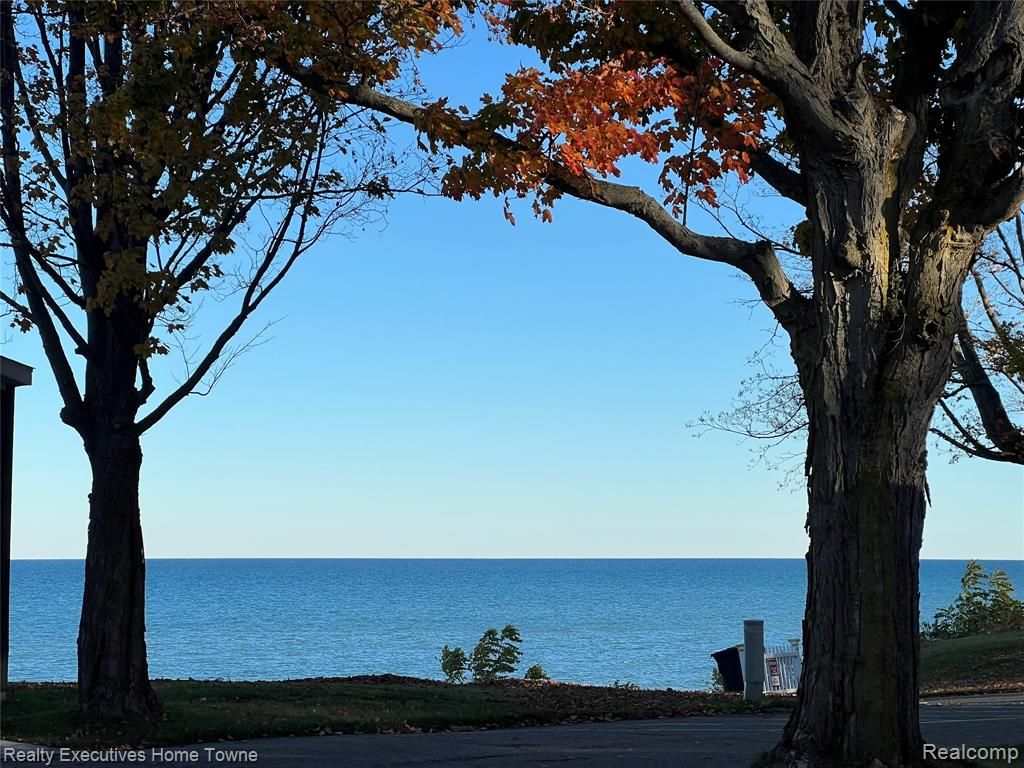 5767 Main Street, Lexington, MI 48450