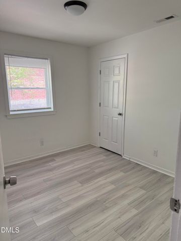 1015 Rosedale Avenue, Durham, NC 27707