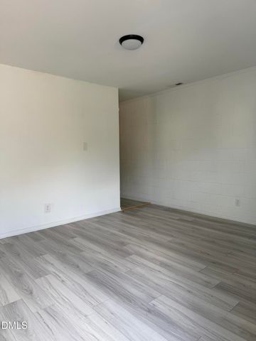 1015 Rosedale Avenue, Durham, NC 27707