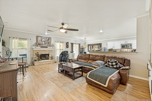 137 Hidden Cave, Cibolo, TX 78108