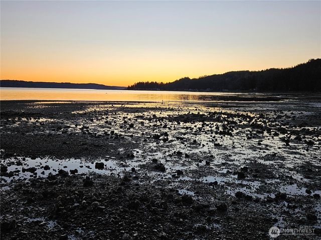 150 NE Dulalip Landing, Belfair, WA 98528