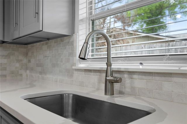 2130 DELORAINE TRAIL, Maitland, FL 32751