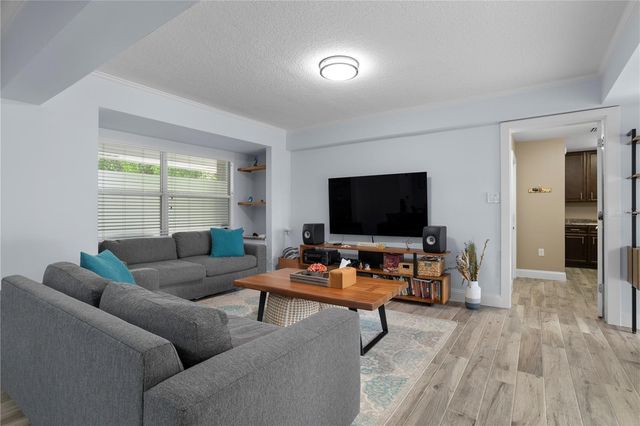 2130 DELORAINE TRAIL, Maitland, FL 32751