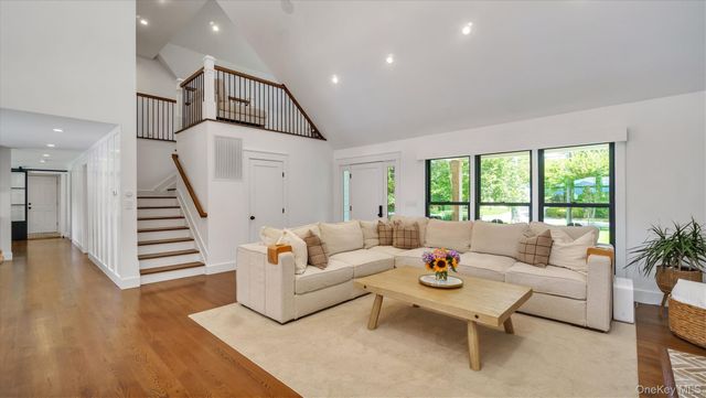 99 Beach Road, Westhampton Beach, NY 11978