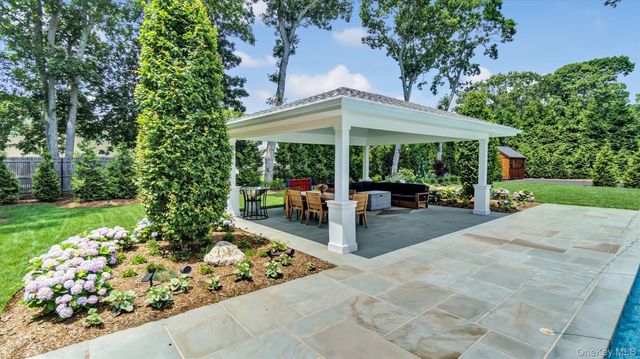 99 Beach Road, Westhampton Beach, NY 11978