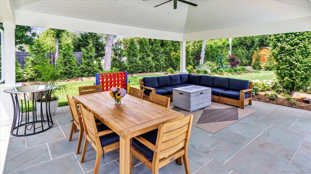 99 Beach Road, Westhampton Beach, NY 11978