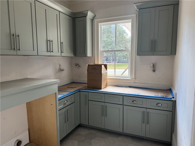 11822 Old Demere Road, St Simons Island, GA 31522