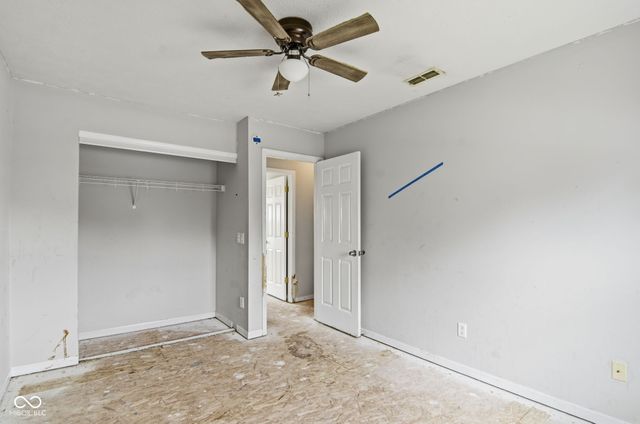 902 Hearthside Court, Brownsburg, IN 46112