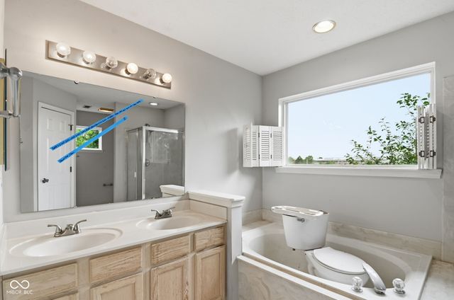 902 Hearthside Court, Brownsburg, IN 46112