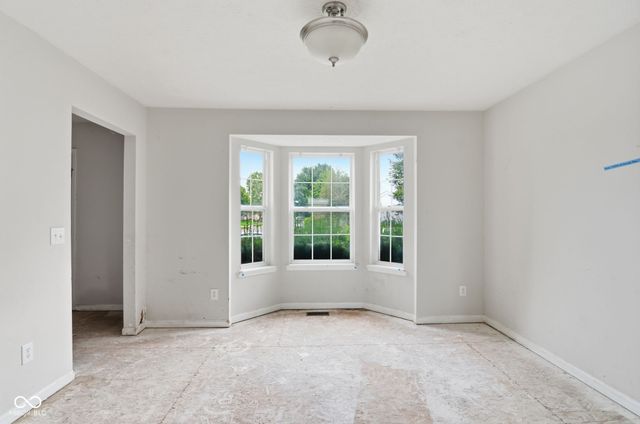 902 Hearthside Court, Brownsburg, IN 46112