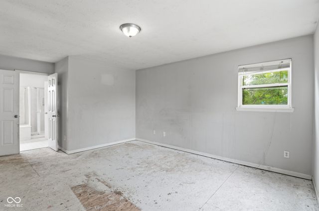 902 Hearthside Court, Brownsburg, IN 46112