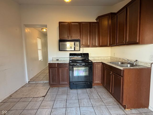 1504 E Southern Avenue, Indianapolis, IN 46203