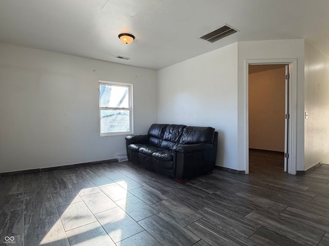 1504 E Southern Avenue, Indianapolis, IN 46203