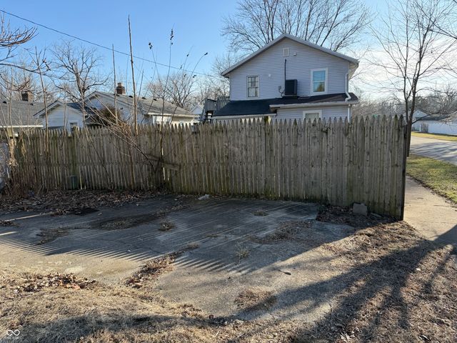 1504 E Southern Avenue, Indianapolis, IN 46203