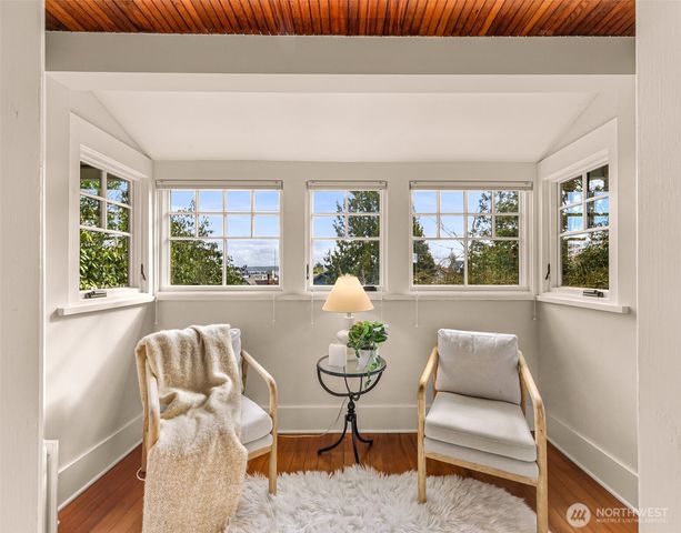 2333 Federal Avenue E, Seattle, WA 98102