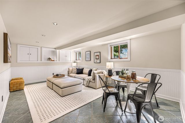 2333 Federal Avenue E, Seattle, WA 98102