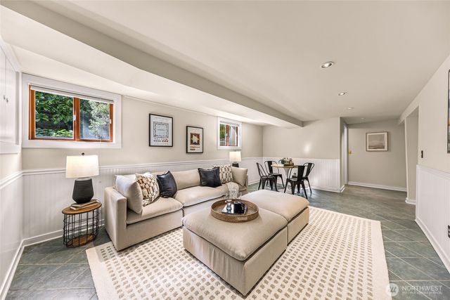 2333 Federal Avenue E, Seattle, WA 98102